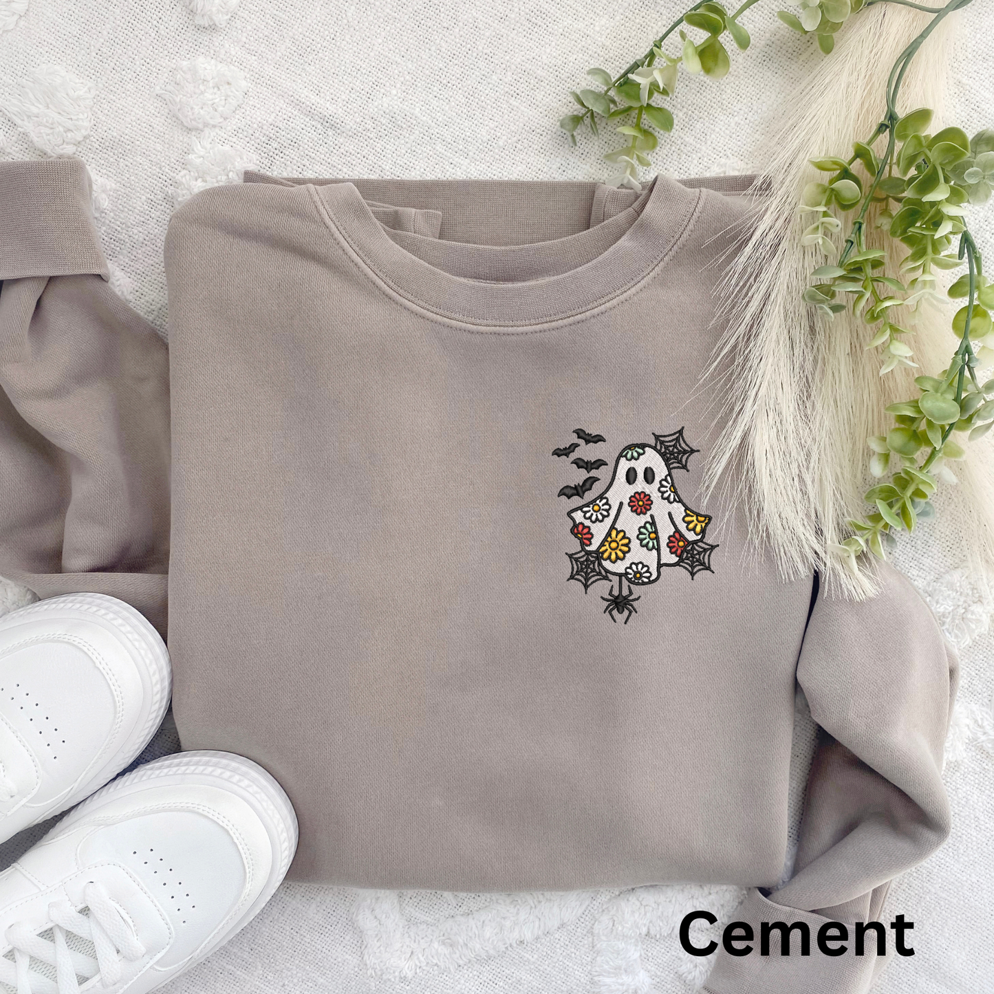 Embroidered Daisy Ghost Sweatshirt: Spooky Season Pullover